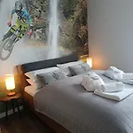Madlen Kalinowa Sauna Grota Solna *