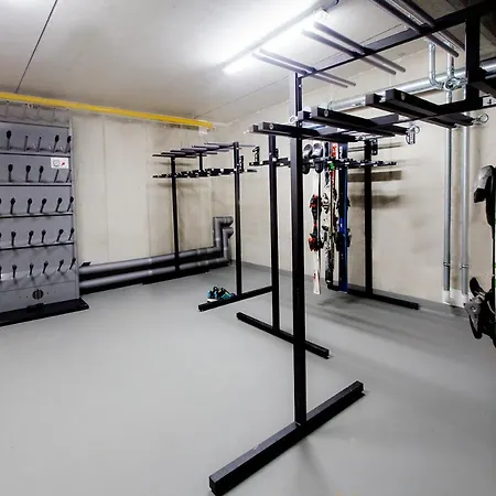 Madlen Kalinowa Sauna Grota Solna Apartment