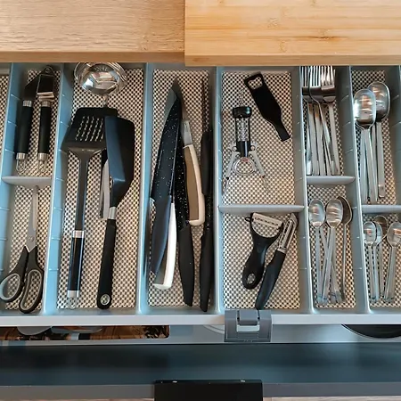 Madlen Kalinowa Sauna Grota Solna 아파트 슈차이르크