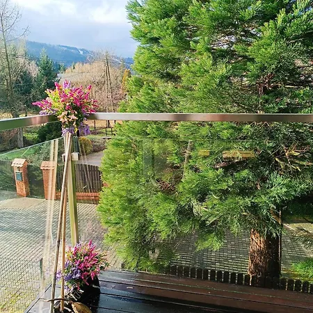 Madlen Kalinowa Sauna Grota Solna 아파트 *