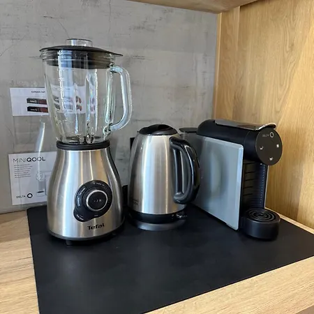 Madlen Kalinowa Sauna Grota Solna Apartment *