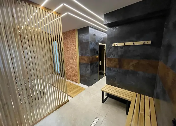 Madlen Kalinowa Sauna Grota Solna שצ'צ'ירק