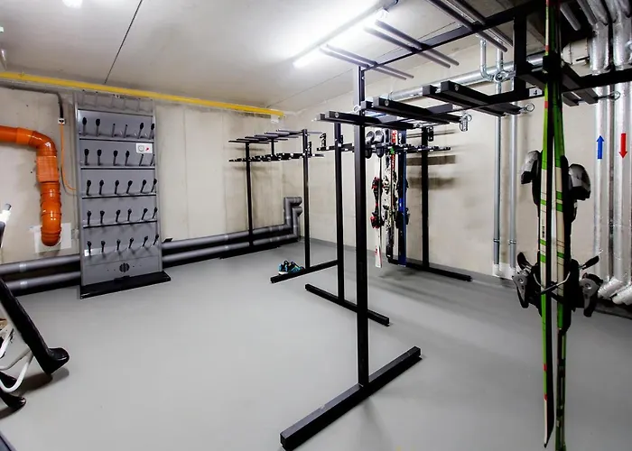 Madlen Kalinowa Sauna Grota Solna 아파트