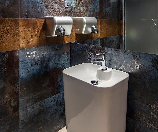 Madlen Kalinowa Sauna Grota Solna *